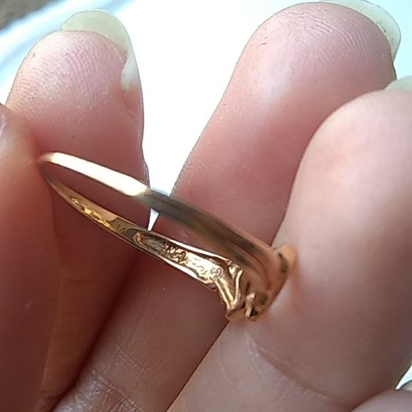 14k yellow gold two hearts ring - Picture 3 of 4
